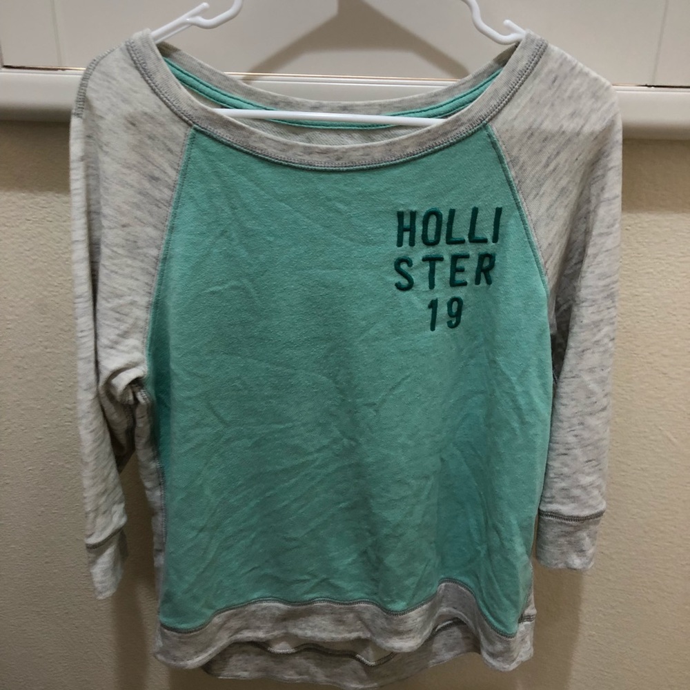 Hollister Mint Green/Gray Sweater